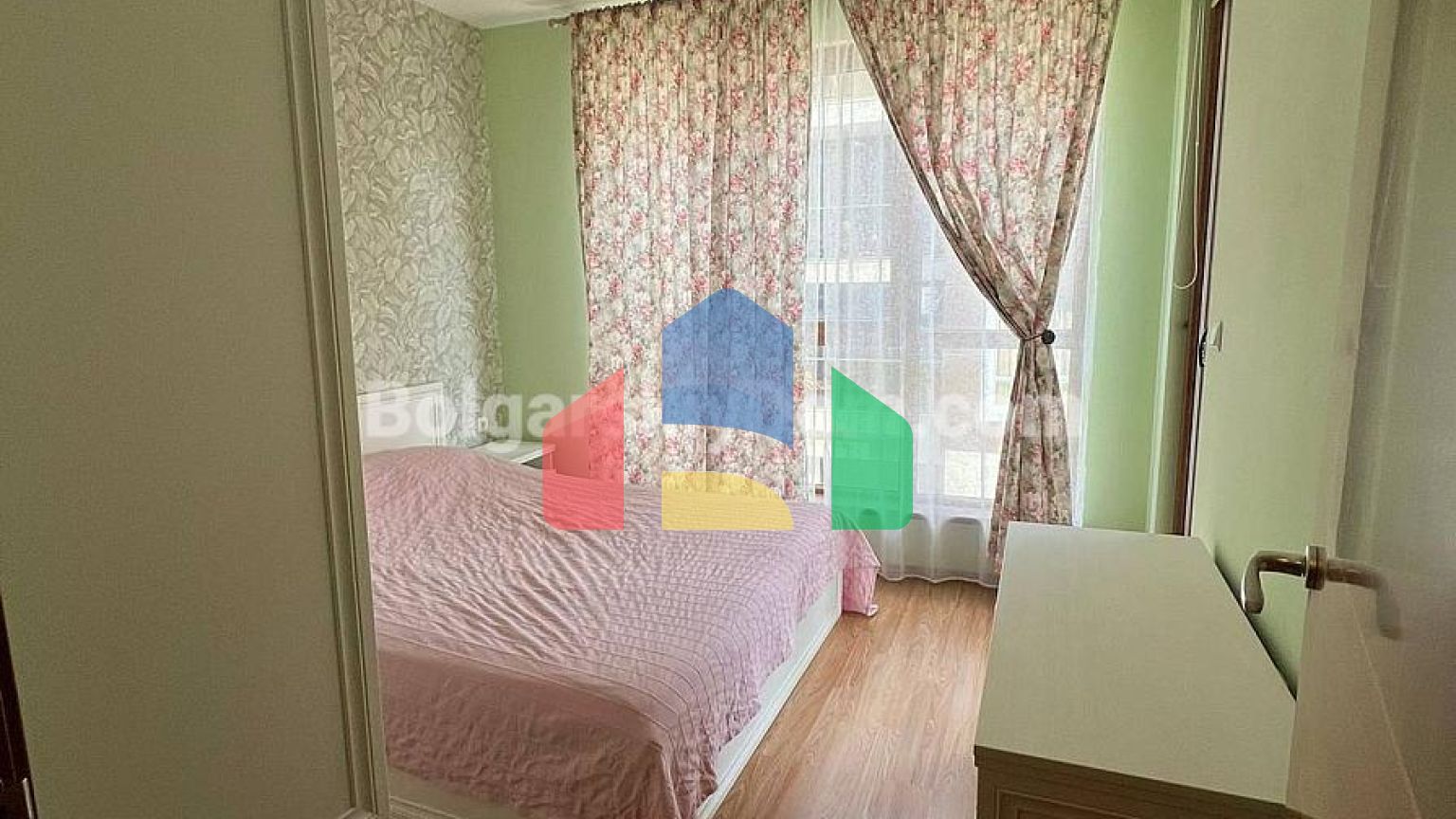 Трикімнатна квартира в Марина Парк