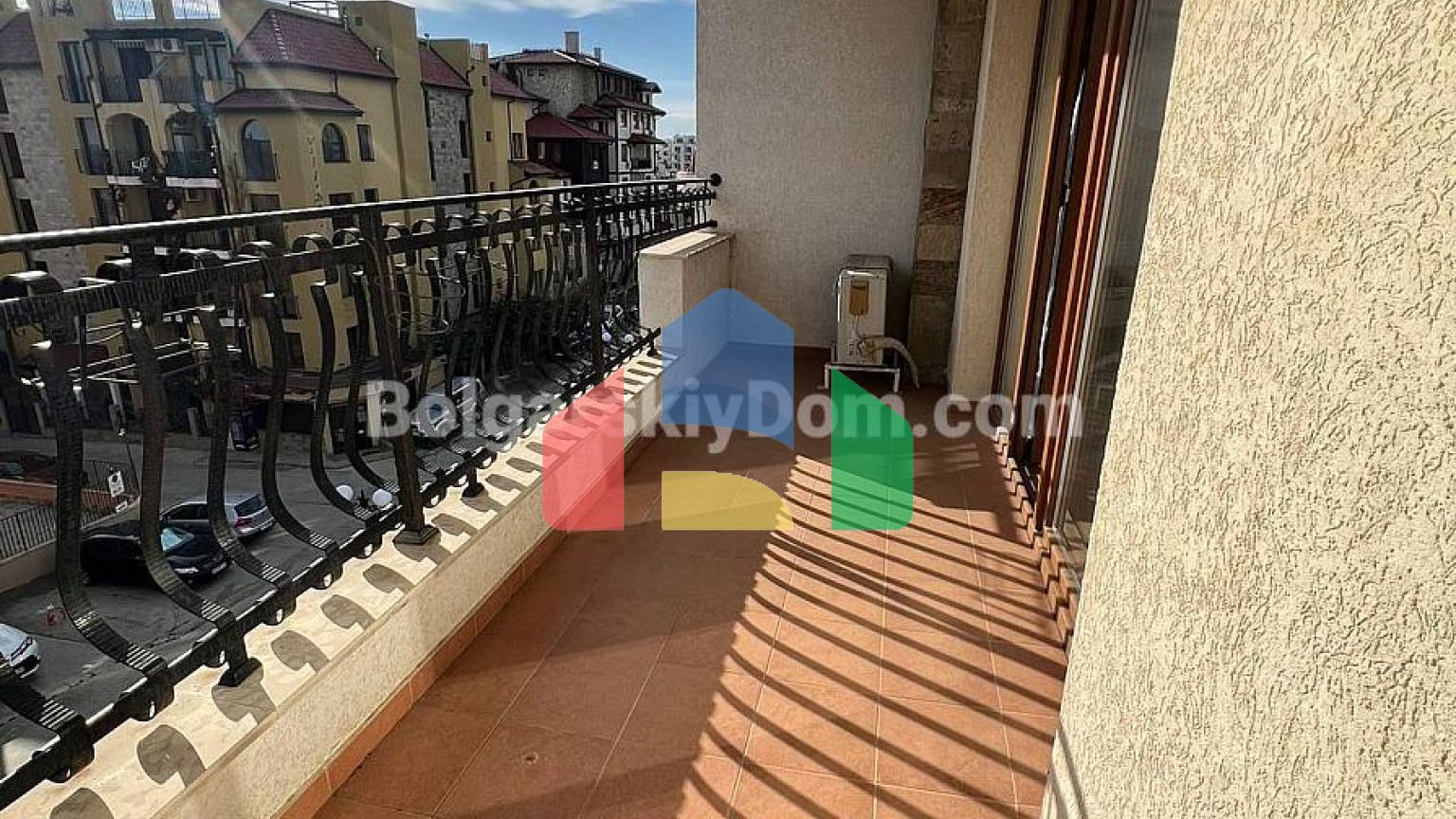 Трикімнатна квартира в Марина Парк