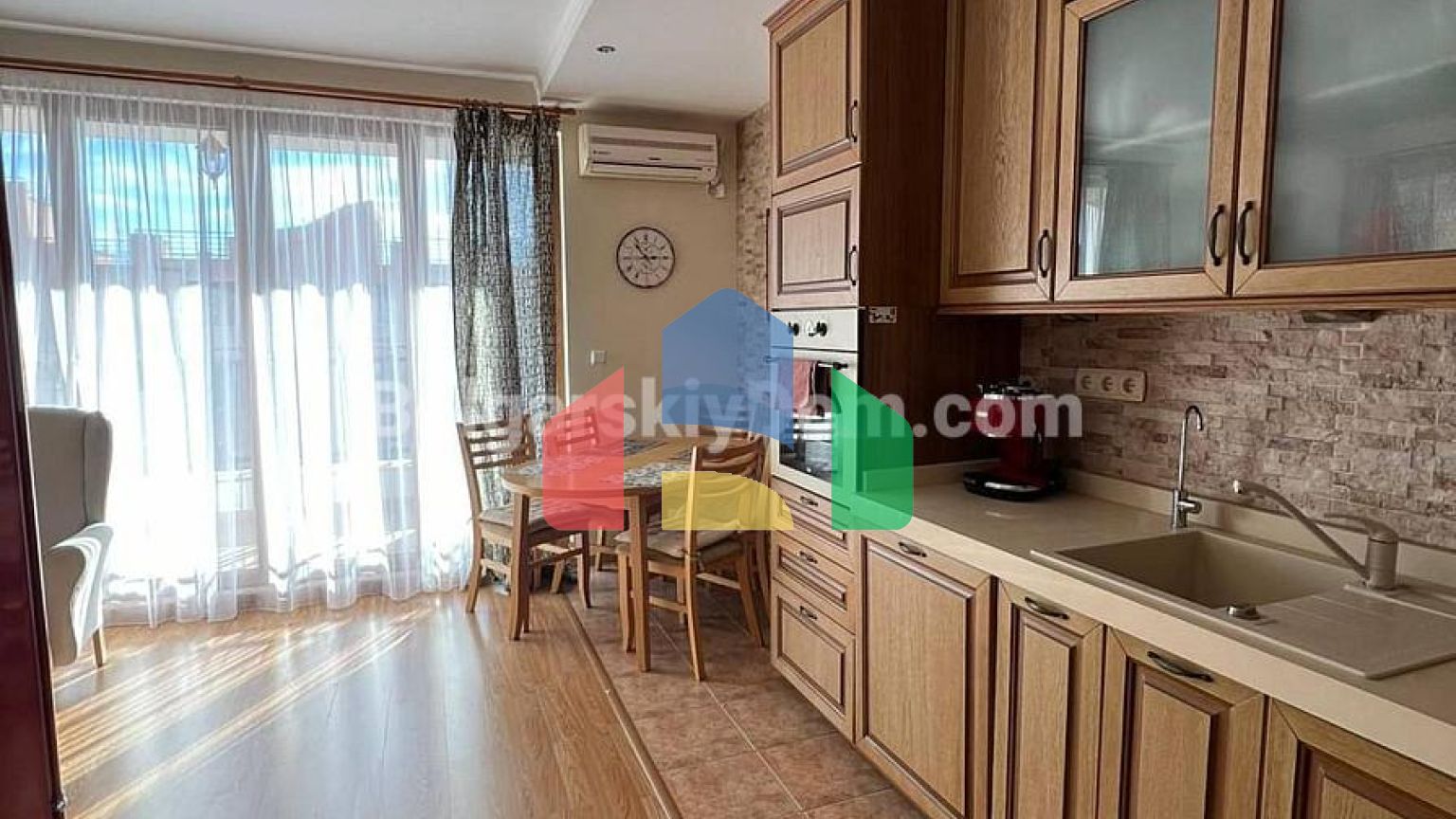 Трикімнатна квартира в Марина Парк