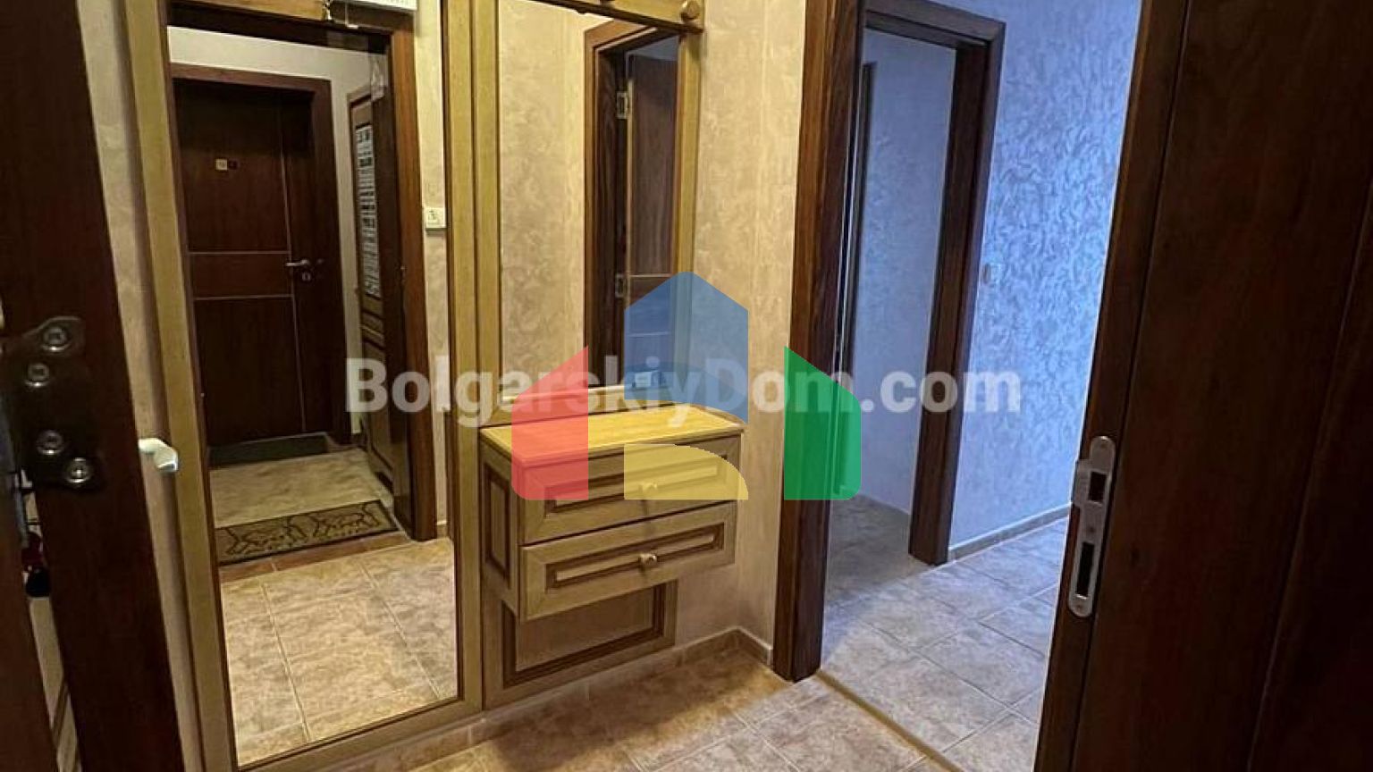 Трикімнатна квартира в Марина Парк