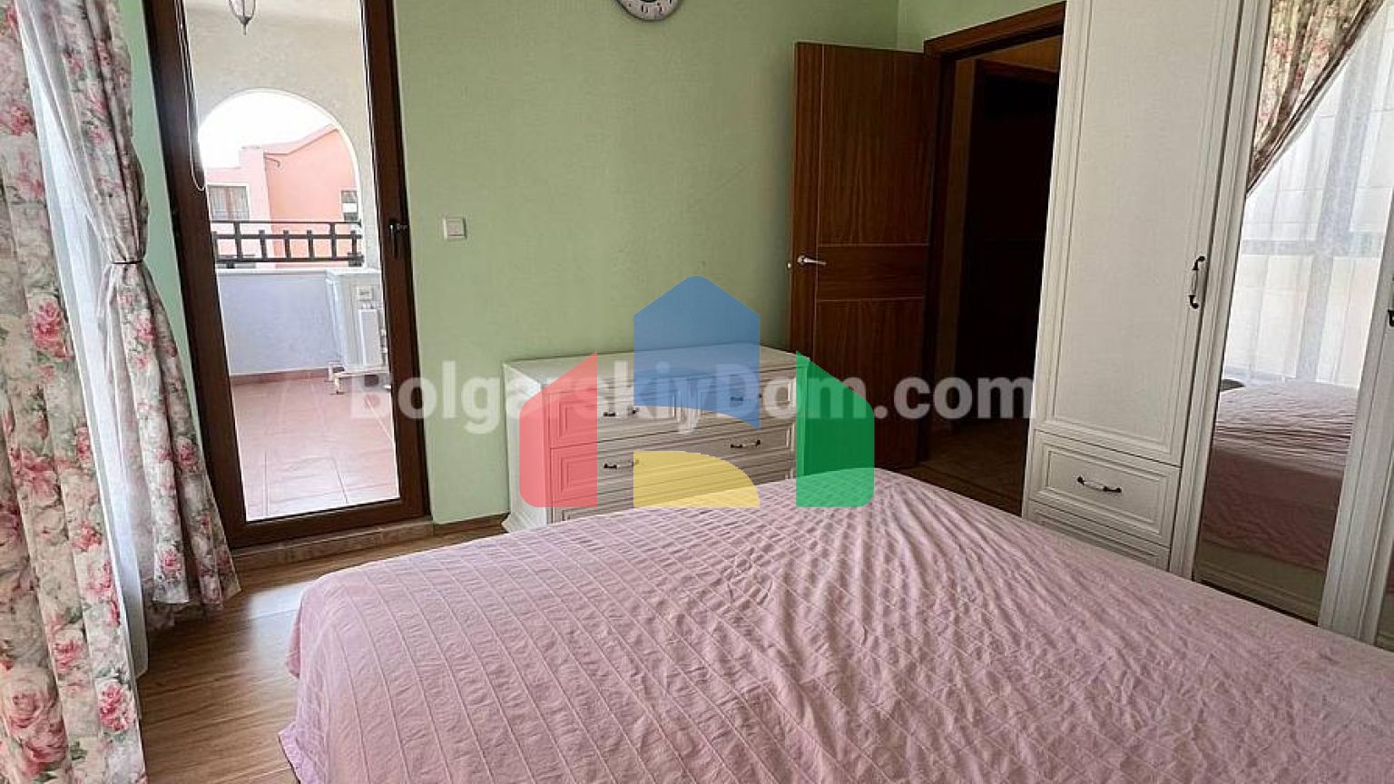 Трикімнатна квартира в Марина Парк