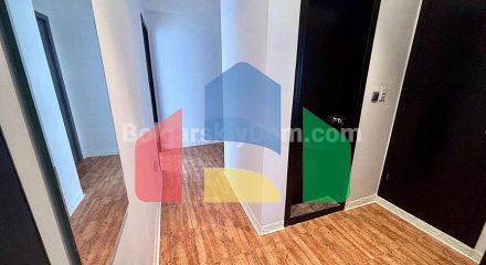 Трикімнатна квартира в Новий Ізгрев