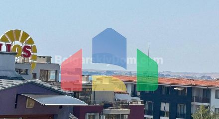 Трикімнатна квартира в Новий Ізгрев