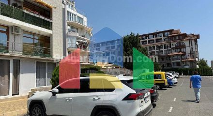 Трехкомнатная квартира в Новый Изгрев