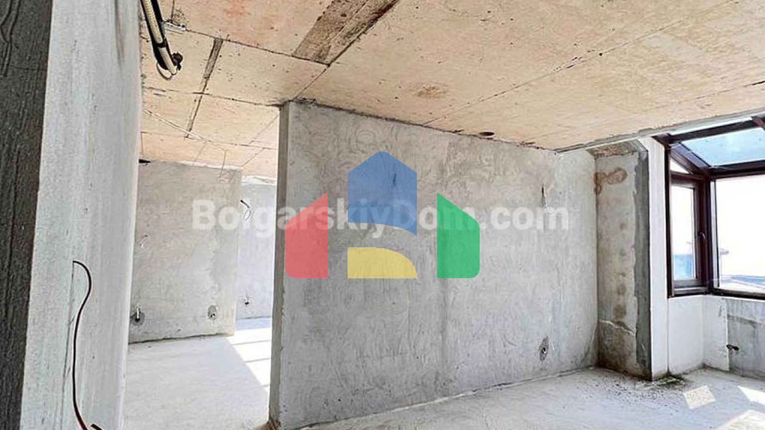 Чотирикімнатна квартира в Артур