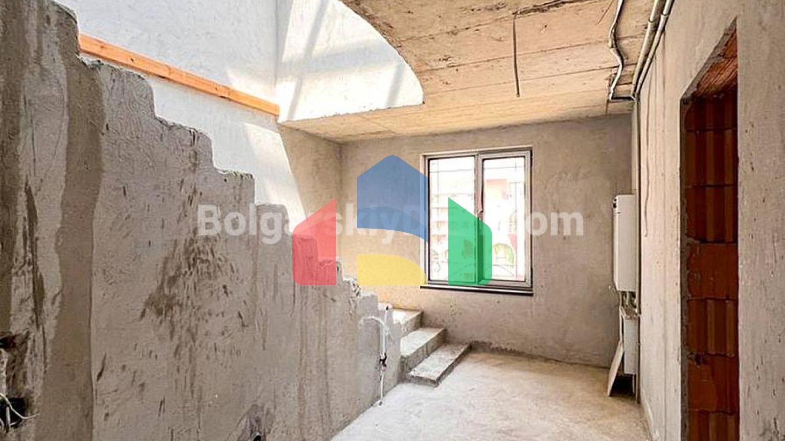 Чотирикімнатна квартира в Артур