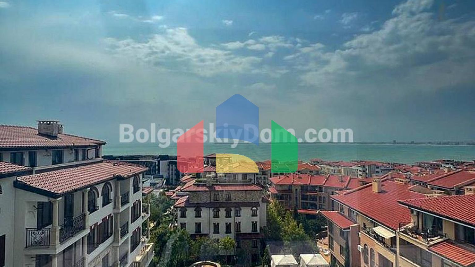 Чотирикімнатна квартира в Артур