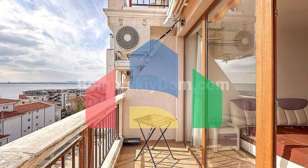 Чотирикімнатна квартира в Каприз