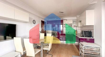 Чотирикімнатна квартира в Каприз