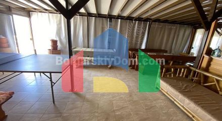 Чотирикімнатний пентхаус в Адмірал