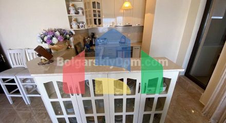 Чотирикімнатний пентхаус в Адмірал