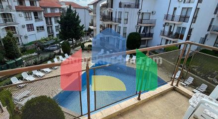 Трикімнатна квартира в Компасі