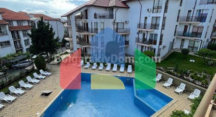 Трикімнатна квартира в Компасі