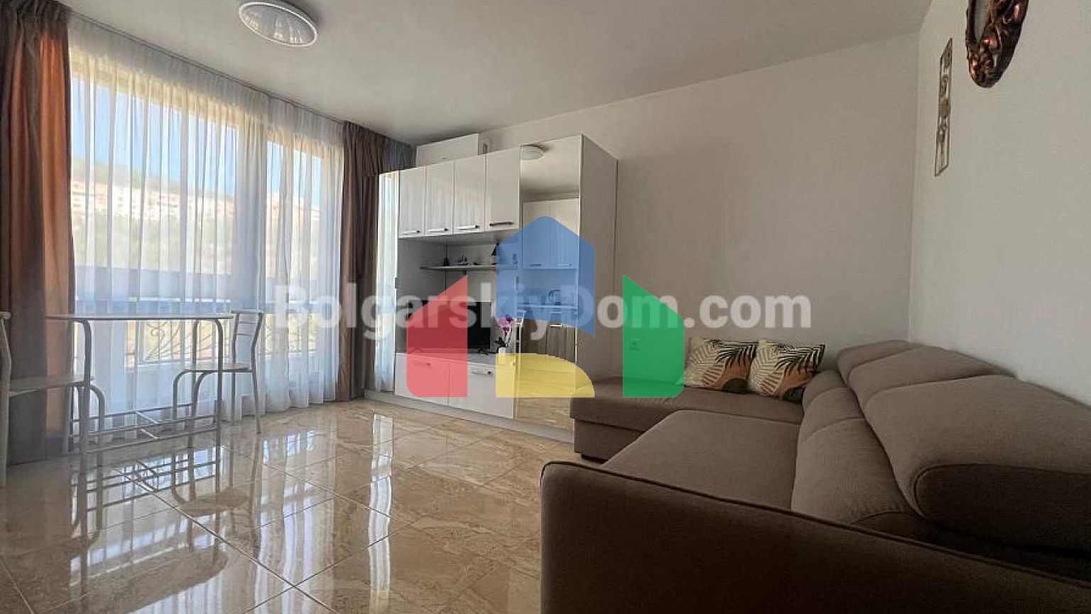 Квартира-студия в Оникс