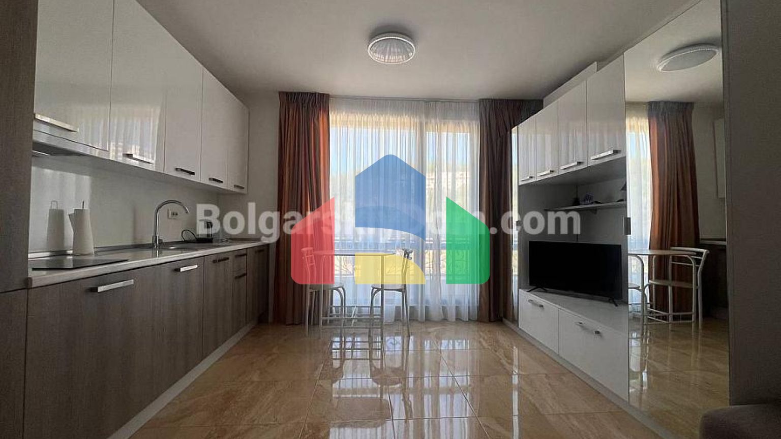 Квартира-студия в Оникс