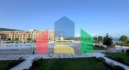 Квартира-студія в Прем'єр Форт Біч