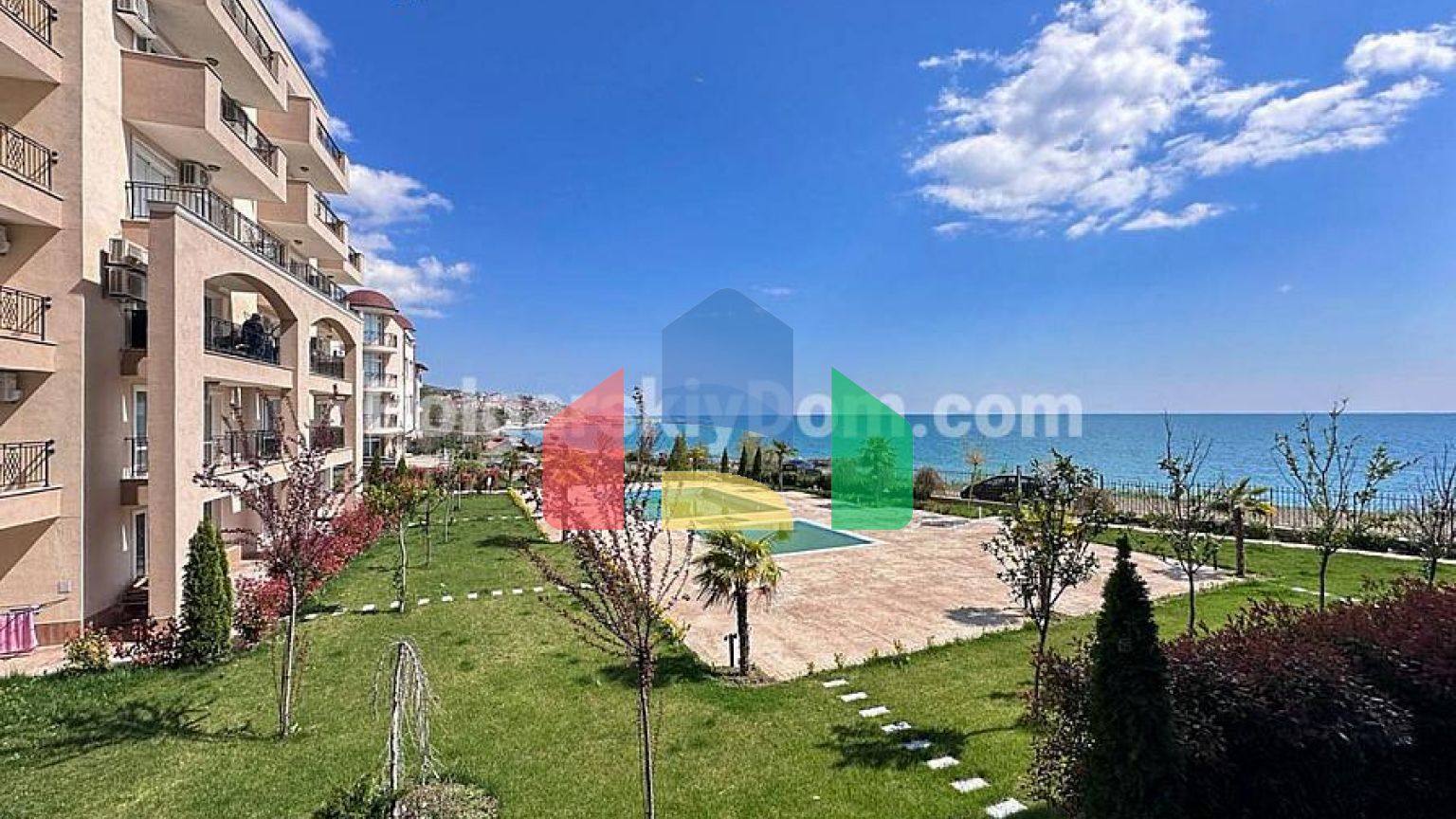 Трехкомнатная квартира в Ипанема Бич