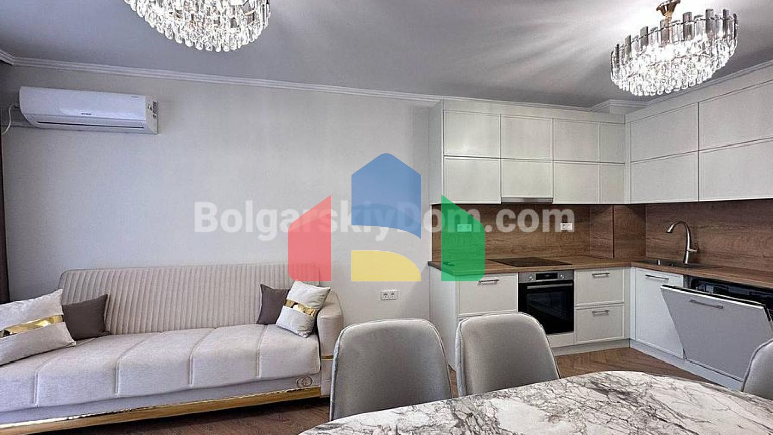 Трехкомнатная квартира в Ипанема Бич