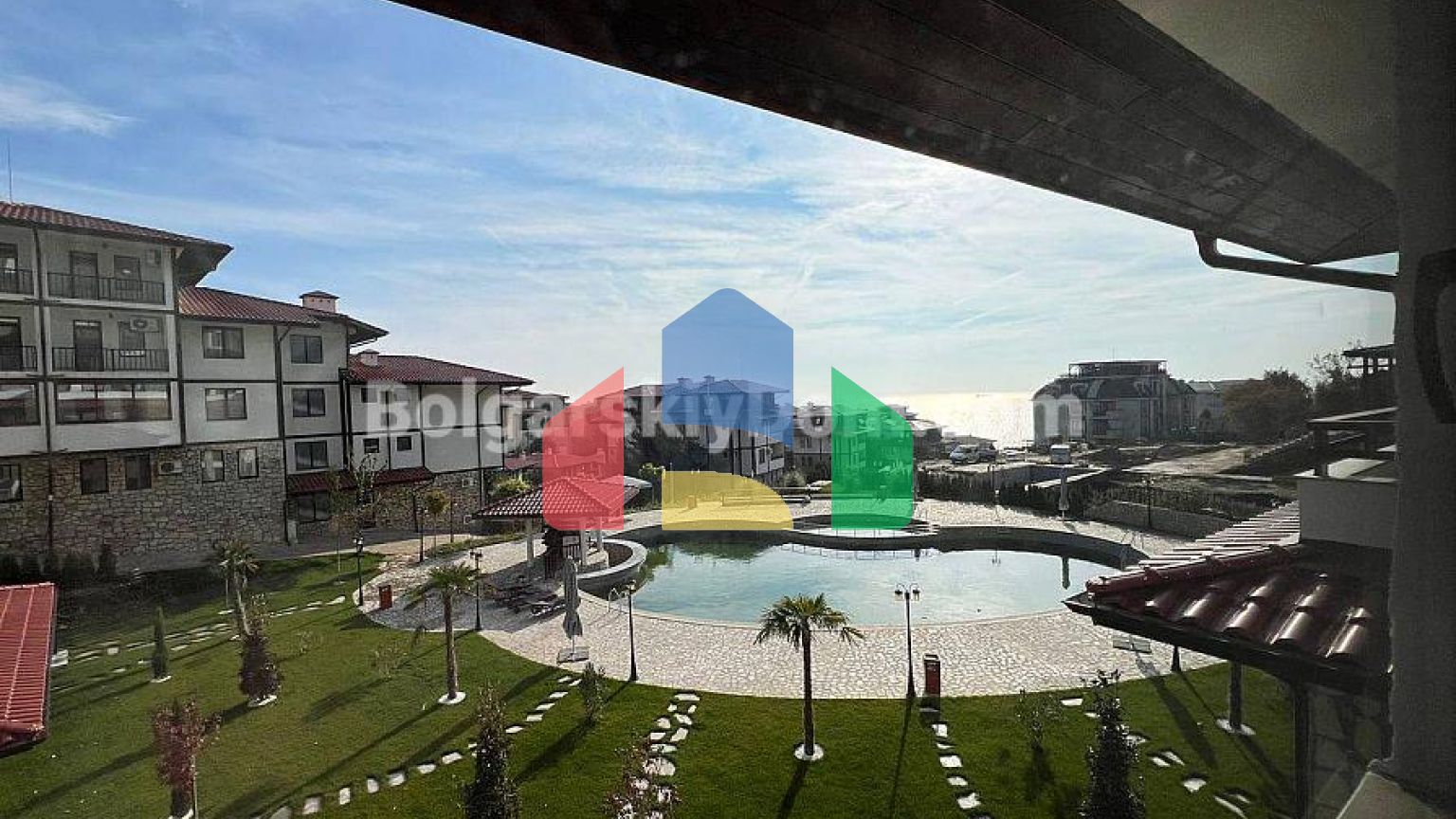 Трикімнатна квартира в Етера 4