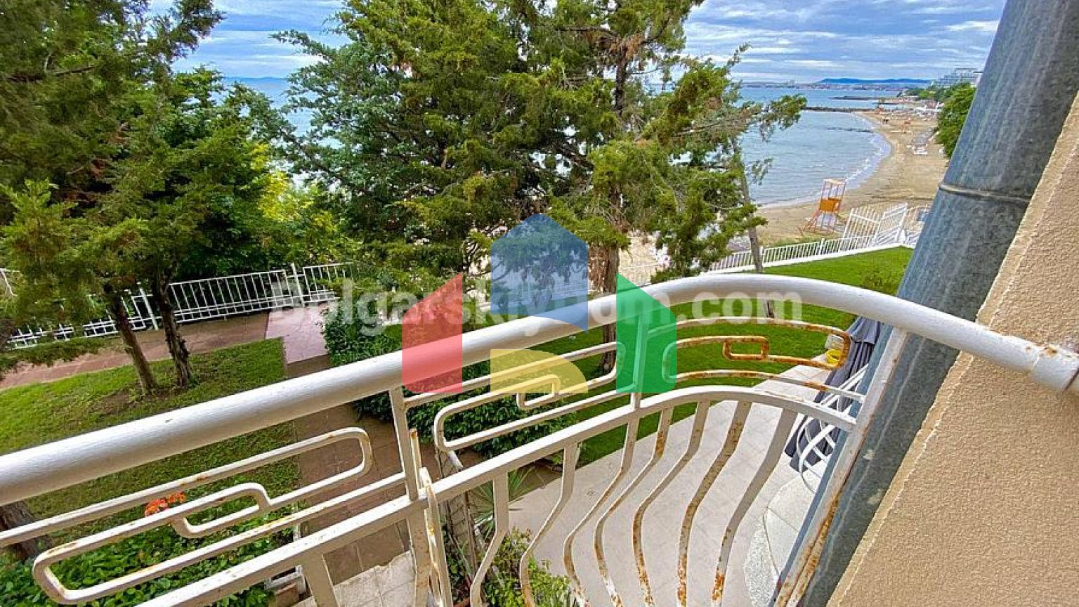 Двокімнатна квартира в Сан Палас