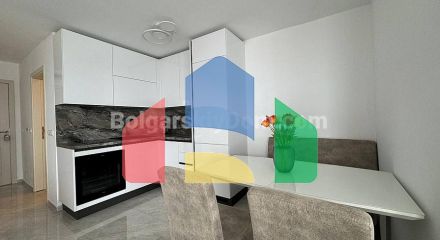 One-bedroom apartment in Millennium 2