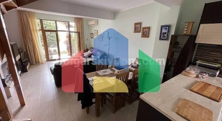 Трехэтажный таунхаус в Святом Власе