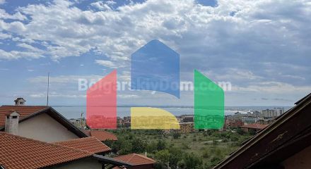 Трехэтажный таунхаус в Святом Власе