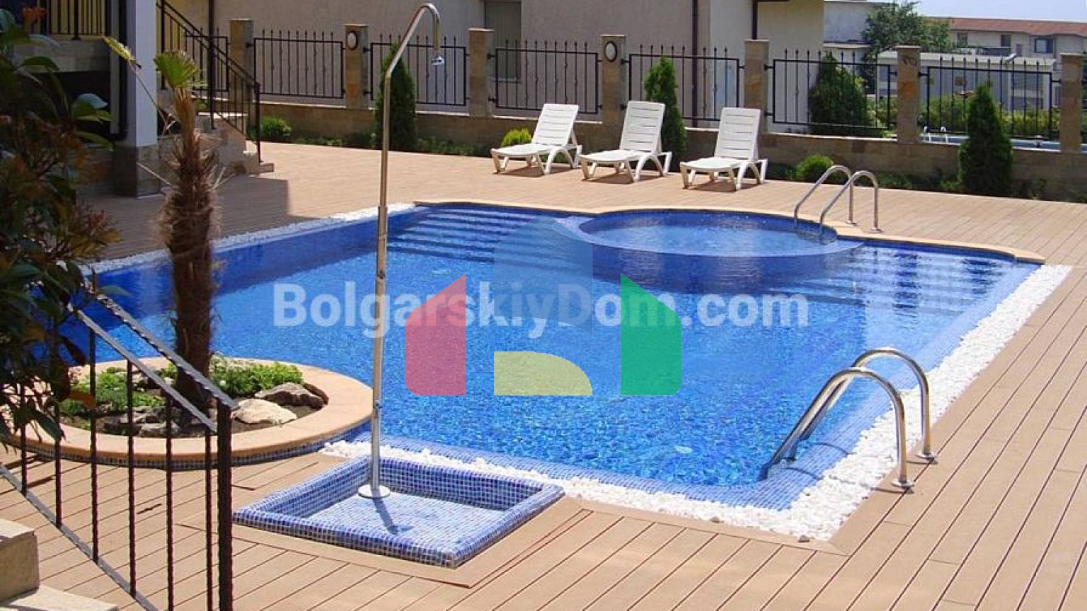 Трикімнатна квартира в Вілла Далі