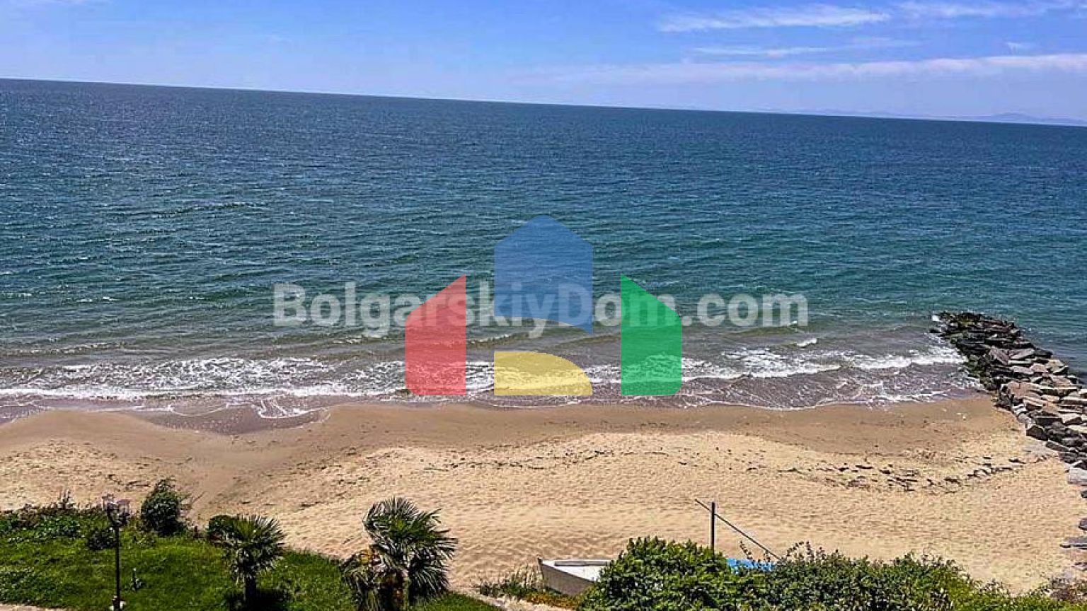 Трехкомнатная квартира в Этера 1