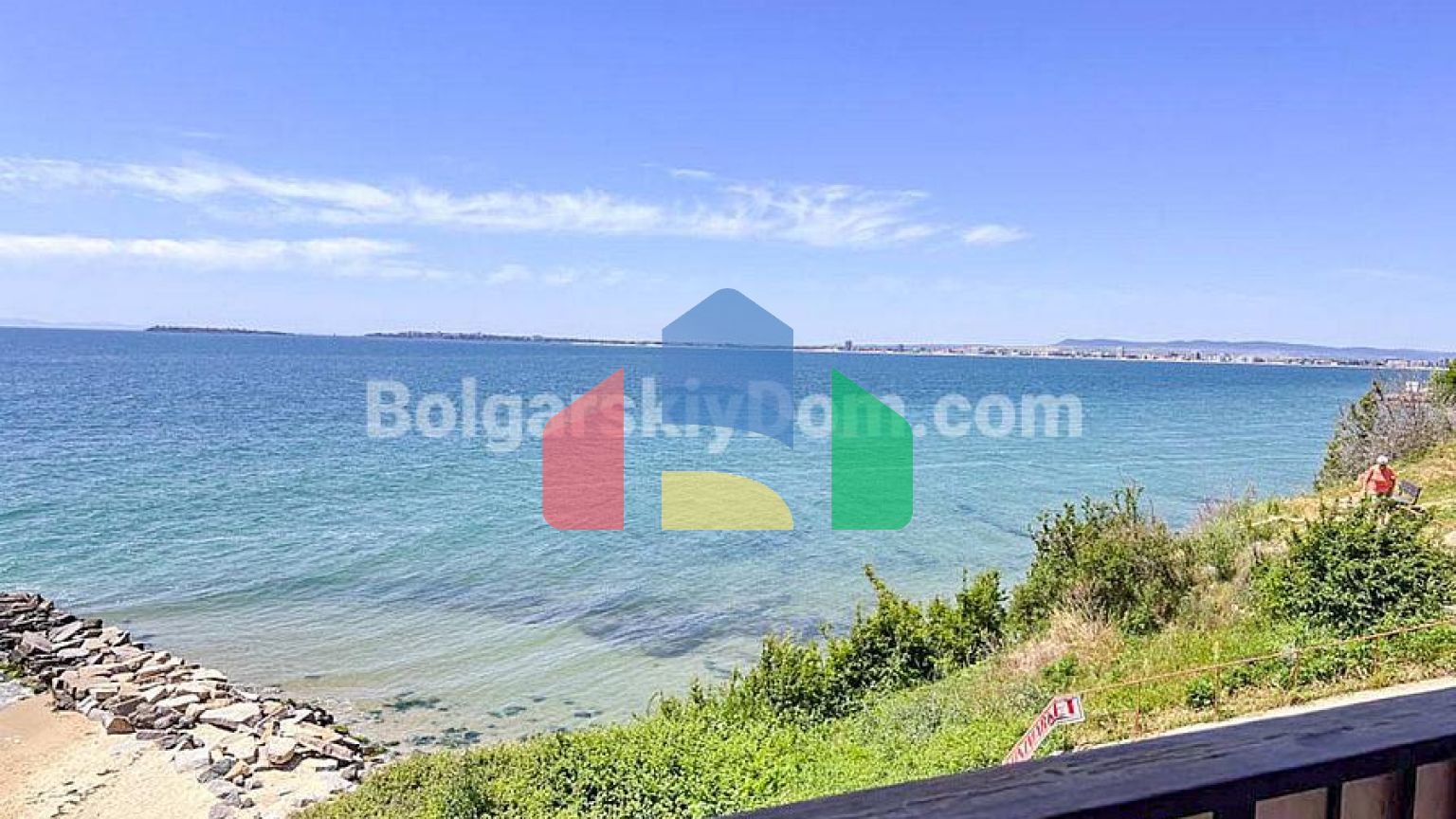 Трехкомнатная квартира в Этера 1