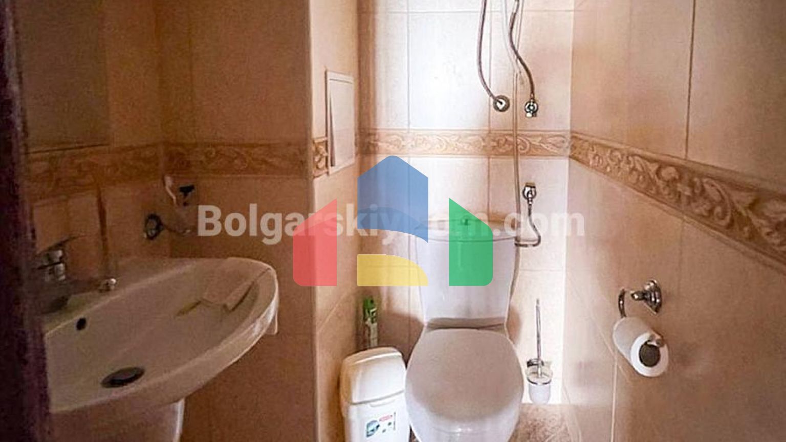 Трехкомнатная квартира в Этера 1