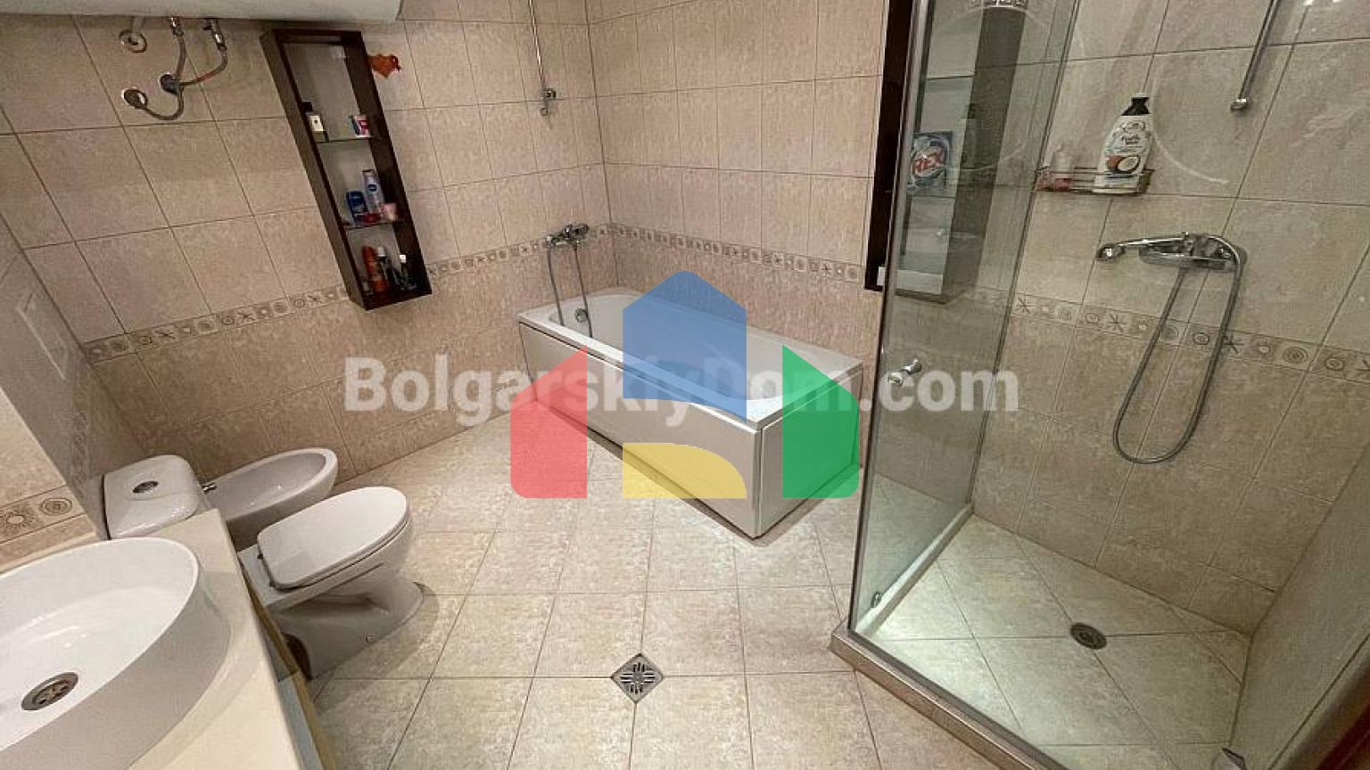 Трикімнатна квартира в Casa Real