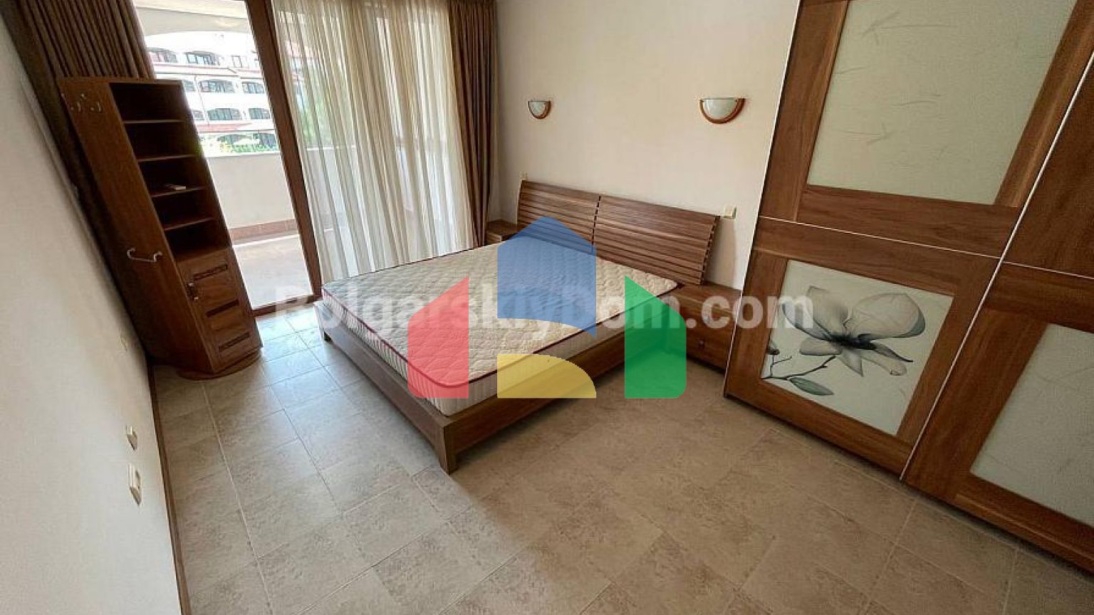 Трикімнатна квартира в Casa Real