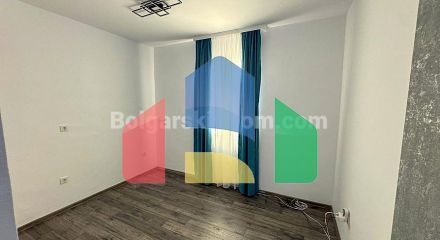 Двокімнатна квартира в Меррі Мар