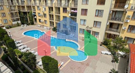 Two-bedroom apartment in Siana 2