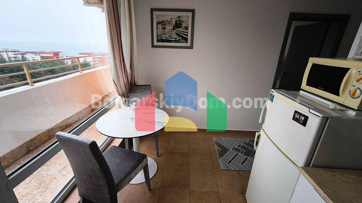 Трикімнатна квартира в Краун Форт