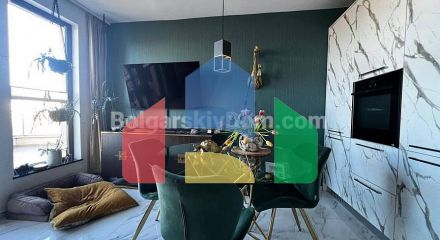 Two-bedroom apartment in Millennium 2