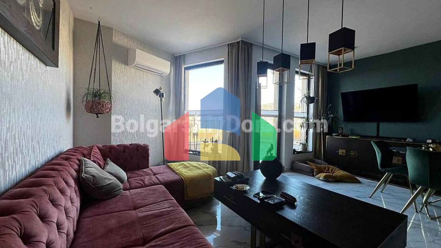 Трехкомнатная квартира в Миллениум 2