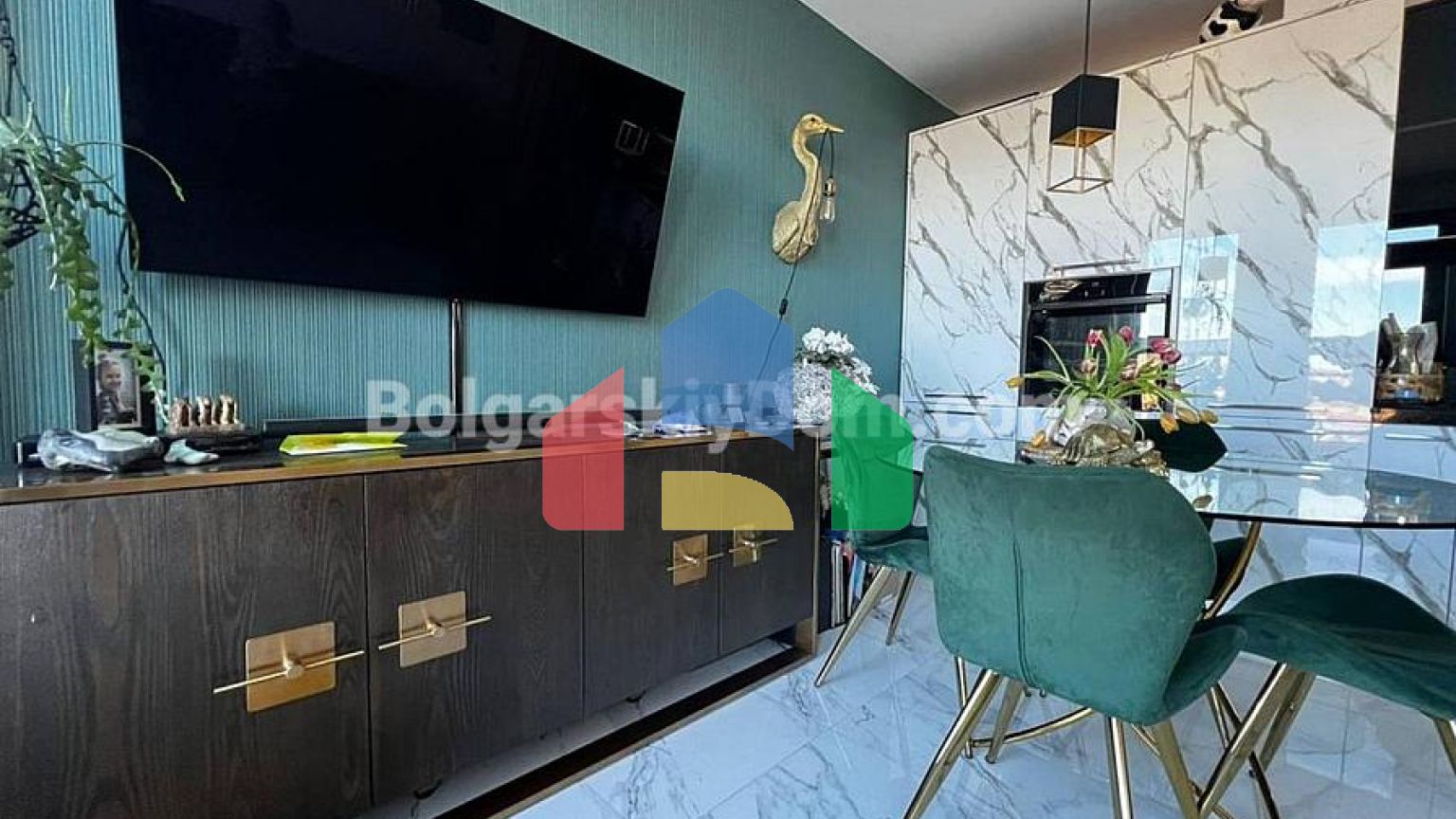 Трехкомнатная квартира в Миллениум 2