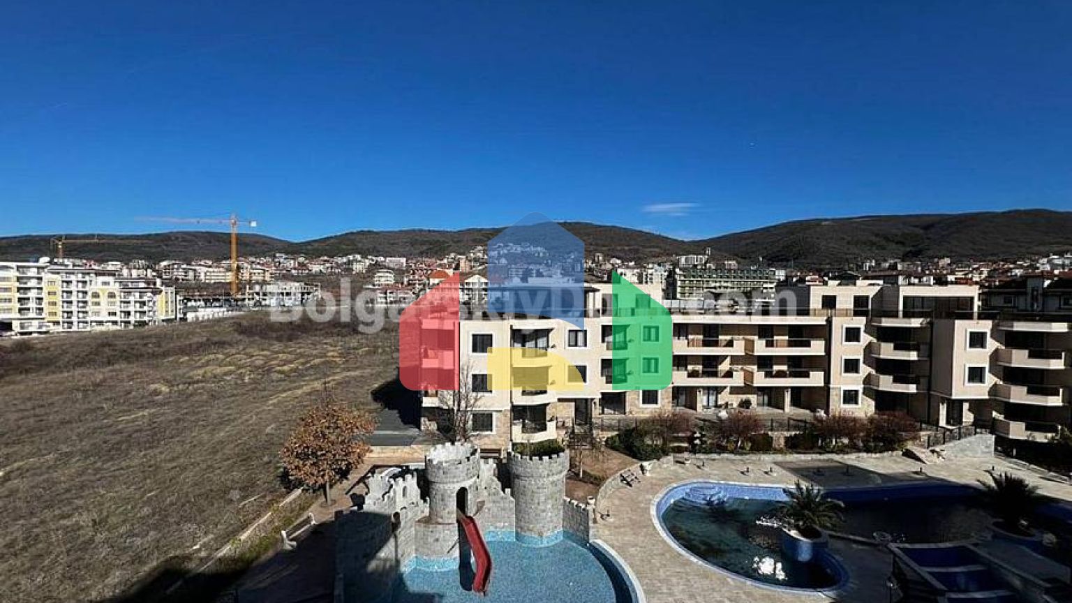 Трехкомнатная квартира в Миллениум 2