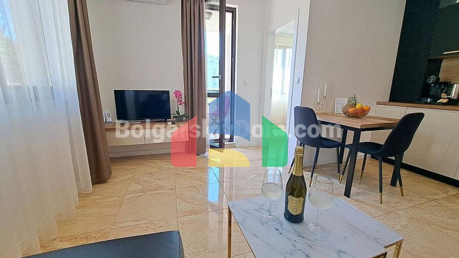 Двухкомнатная квартира в Оникс