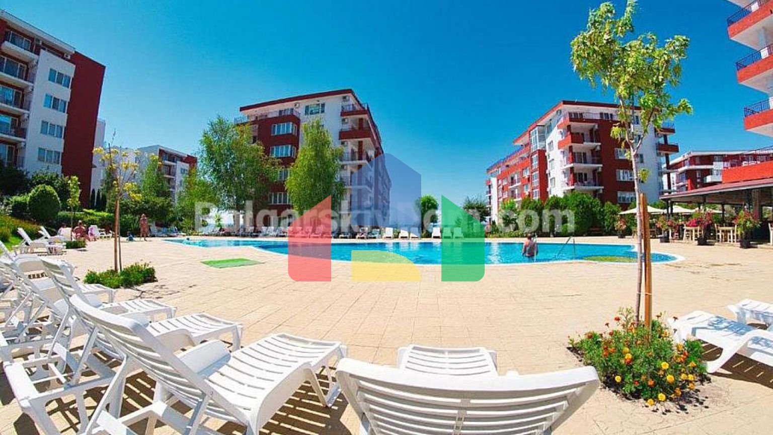 Трехкомнатная квартира в Марина Форт