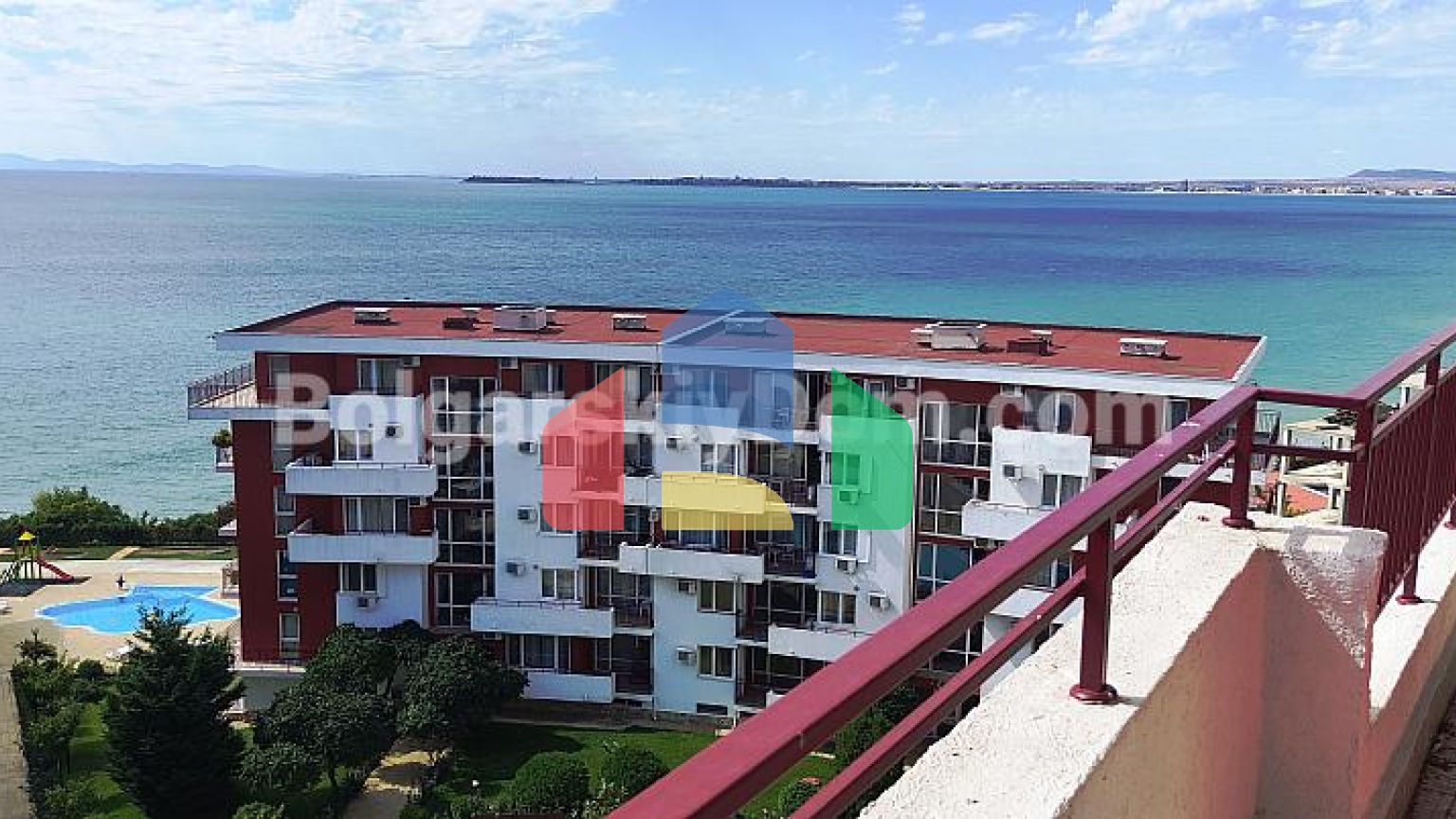 Трехкомнатная квартира в Марина Форт Бич