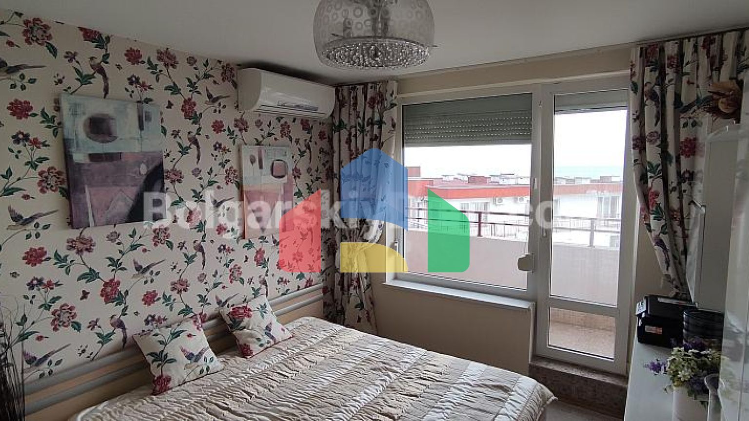 Трехкомнатная квартира в Марина Форт Бич