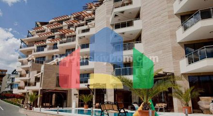 Three-bedroom apartment in Millennium