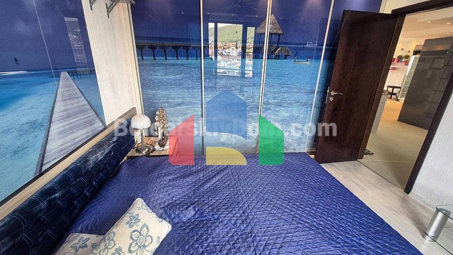 Четырехкомнатная квартира в Миллениум