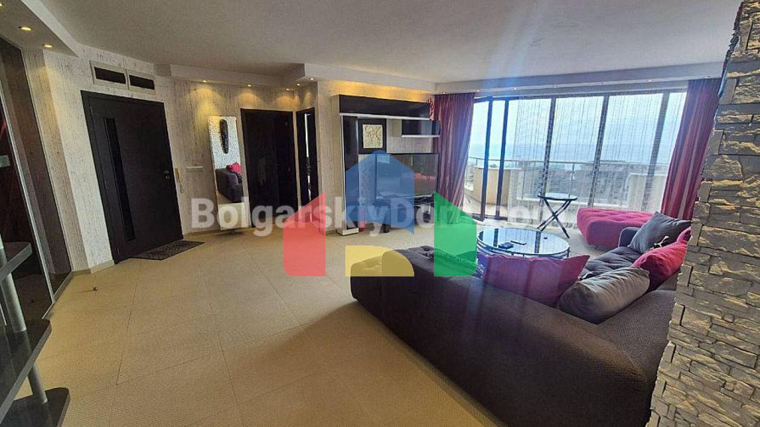 Четырехкомнатная квартира в Миллениум