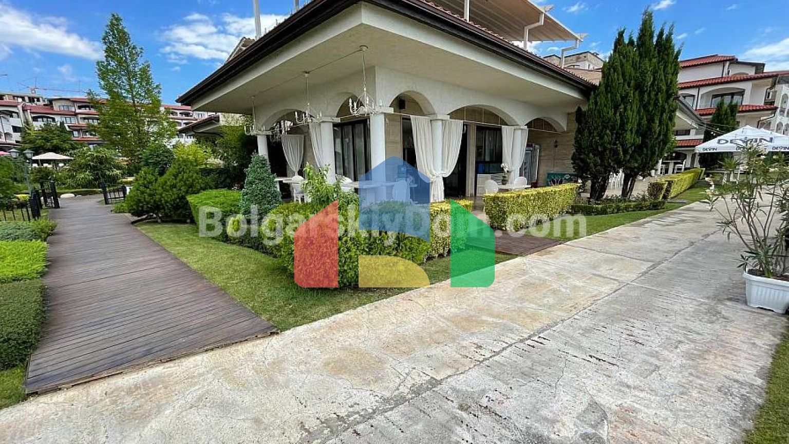 Трикімнатна квартира в Casa Real