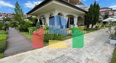 Трикімнатна квартира в Casa Real