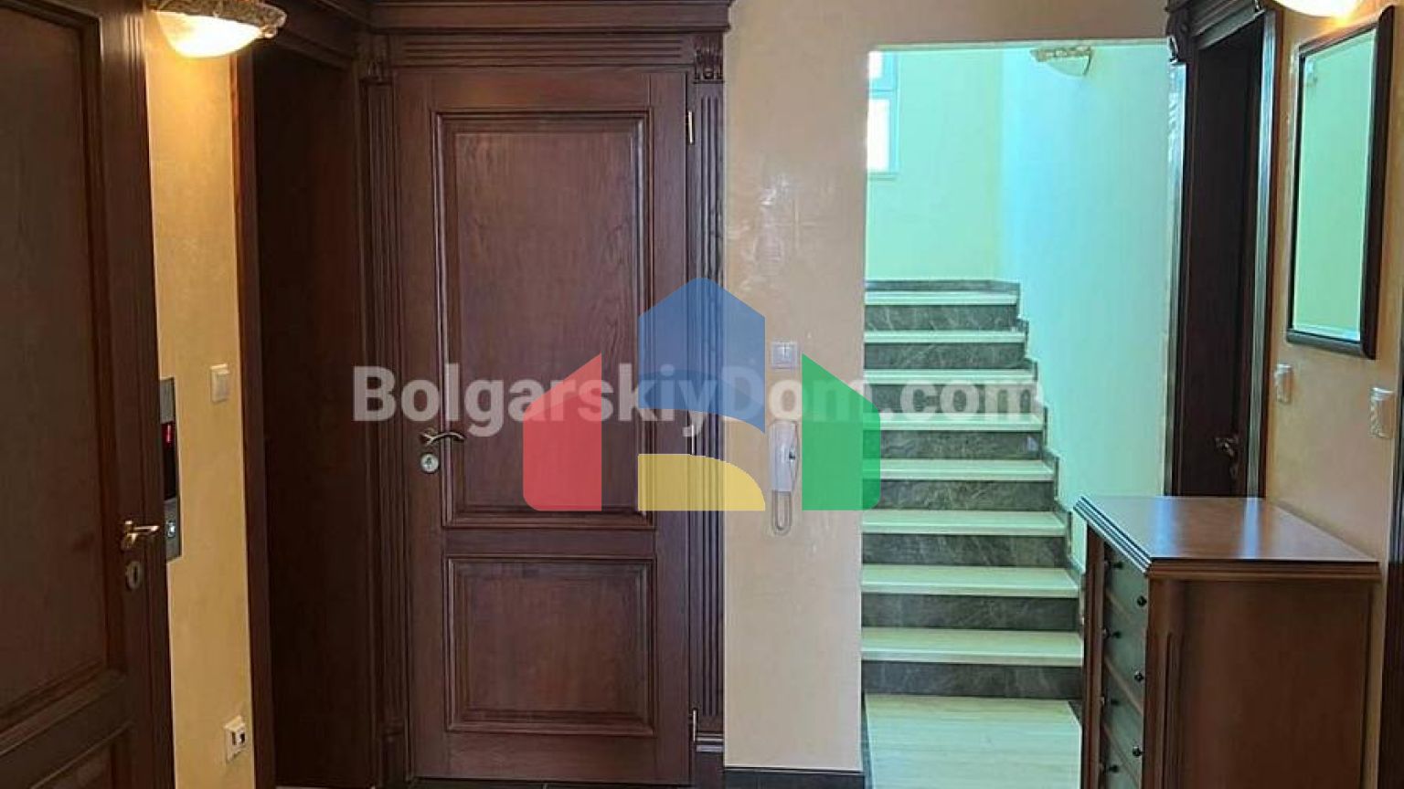 Трикімнатна квартира в Вілла Монако